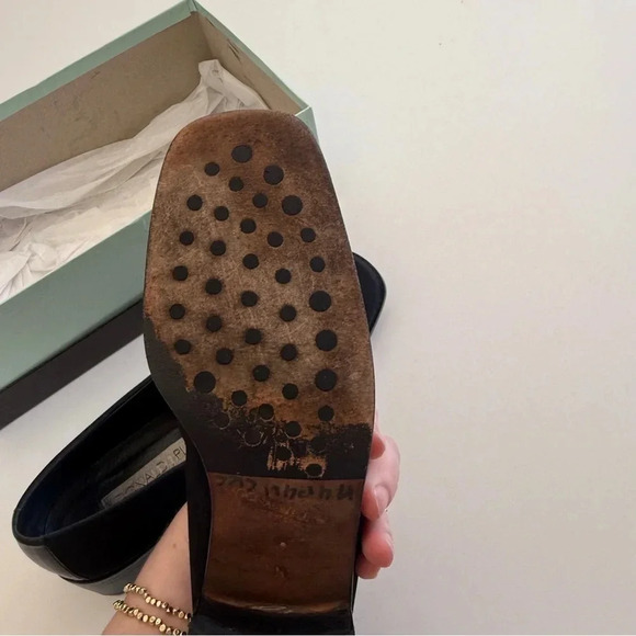 Donald J Pliner- Microfiber-Black- Slip on-Block Heel- Made in Spain- Size 8 - Picture 9 of 12